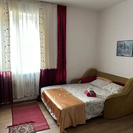 Мукачево Apartamento Mukácheve